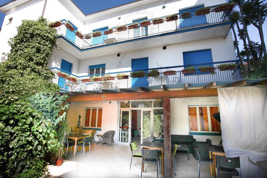 Hotel Migani Rimini Exterior foto